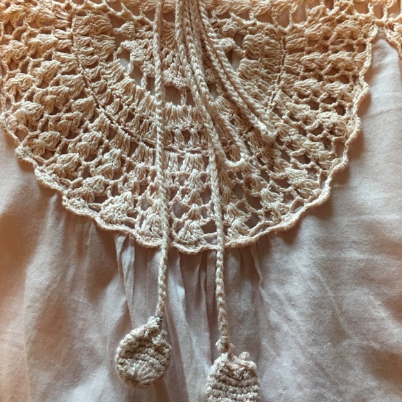 Boutique summer soft pink blouse. - Picture 2 of 4